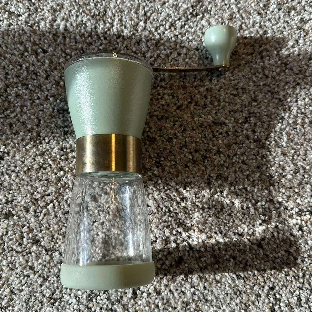Coffee Grinder, Like New, Manual - Picture 2 of 4